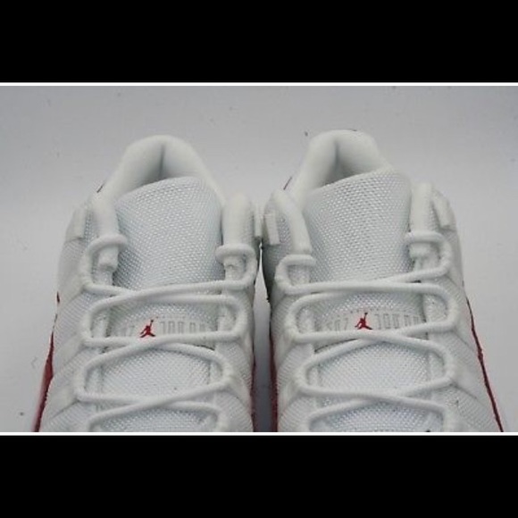 Air Jordan Retro 11 Low "BG Cherry" DS - Picture 4 of 8